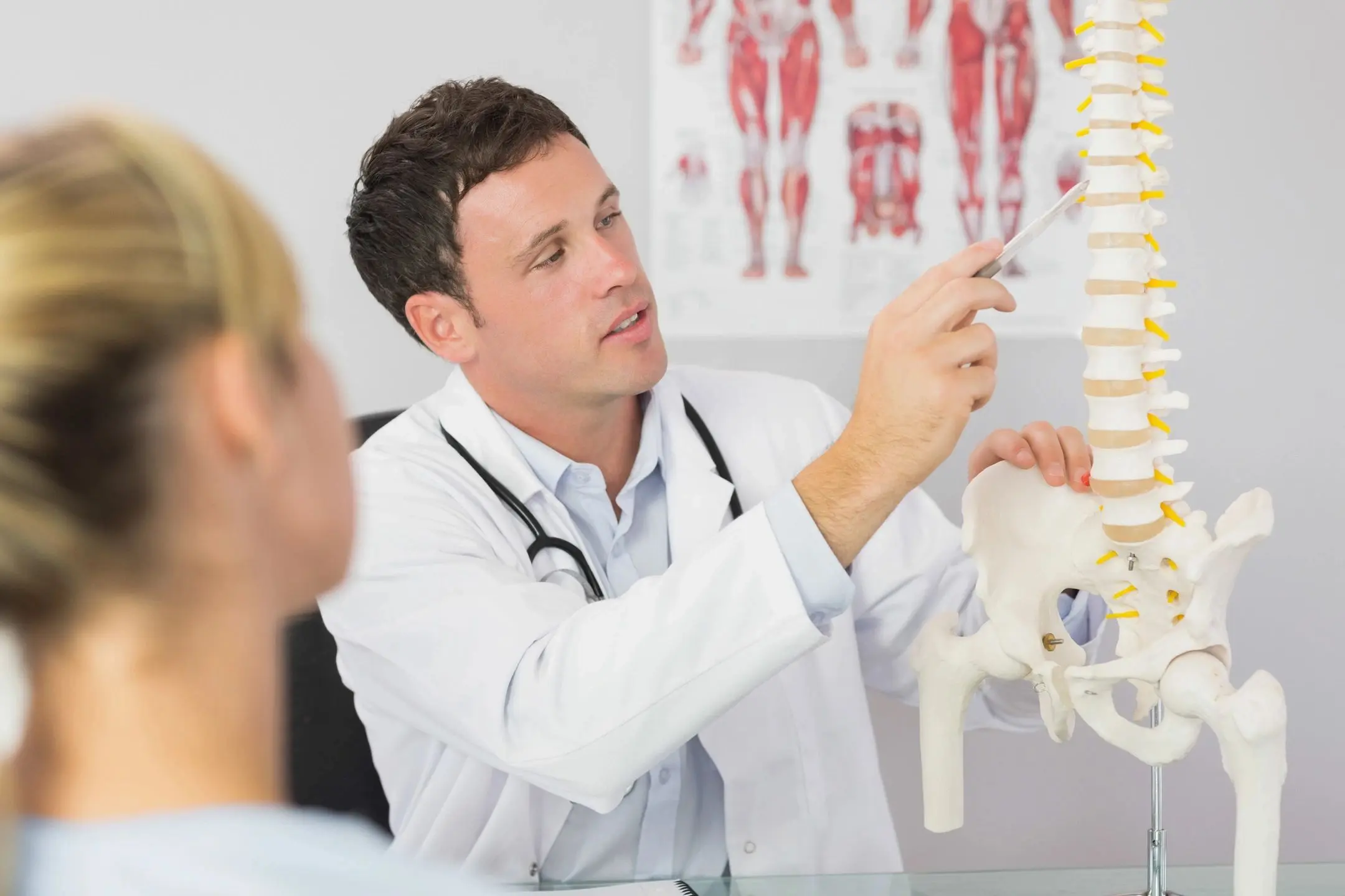 Knee pain treatment consultation at Healthways Chiropractic in Richfield, MN